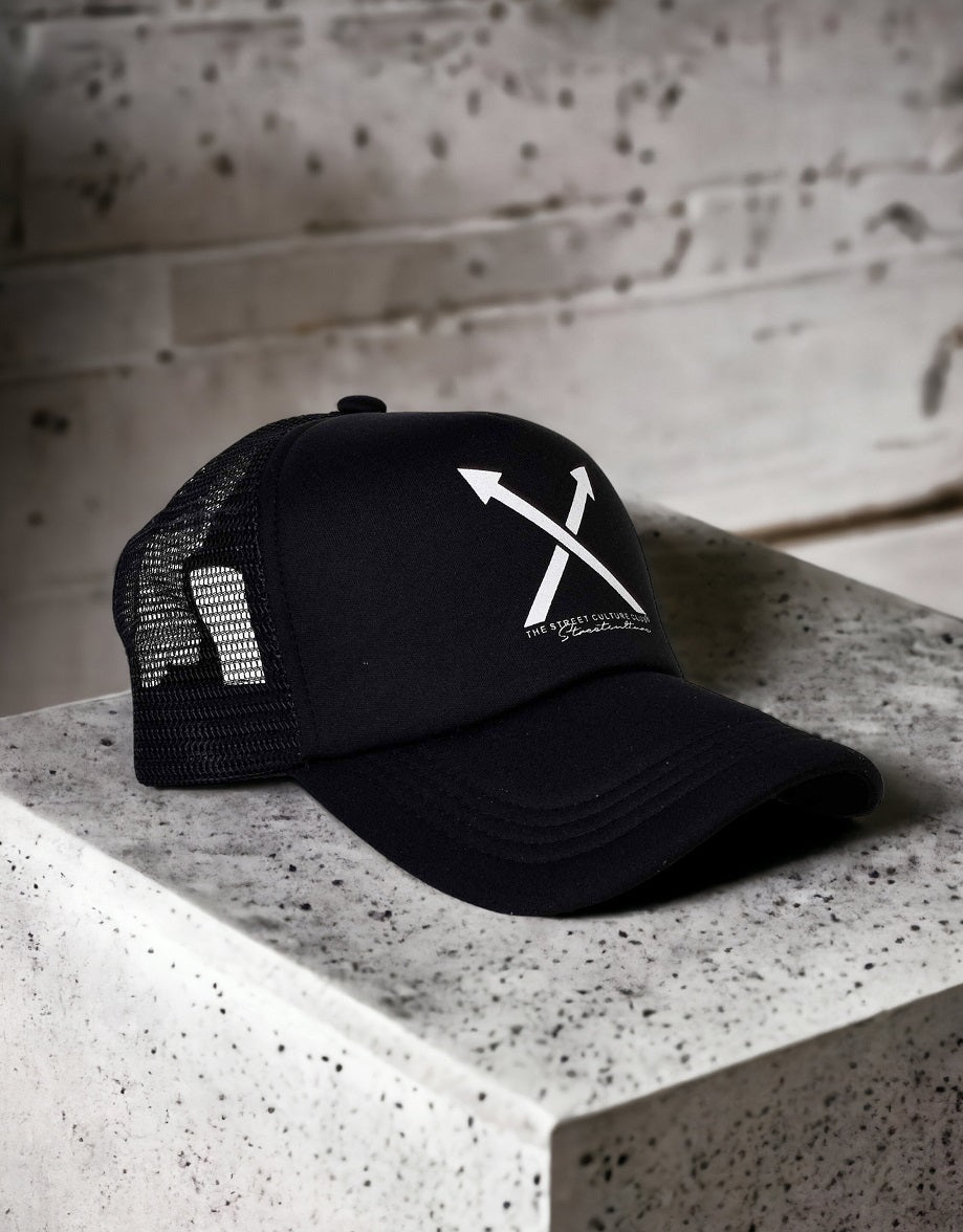 Trucker Hat - Black - MEGASTORES