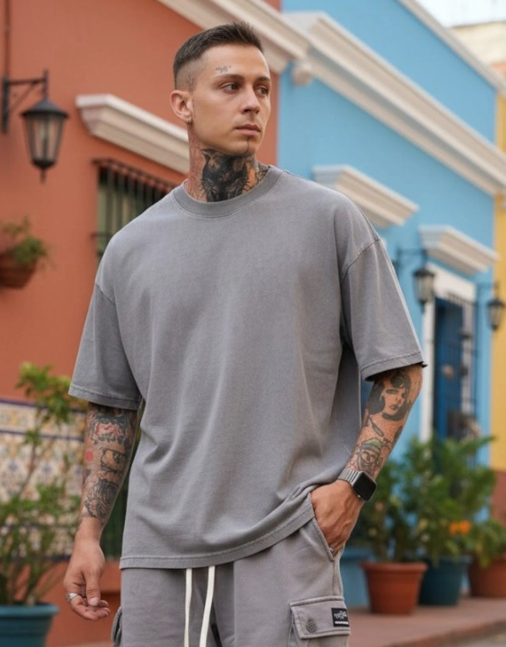T-Shirt - MEGASTORES