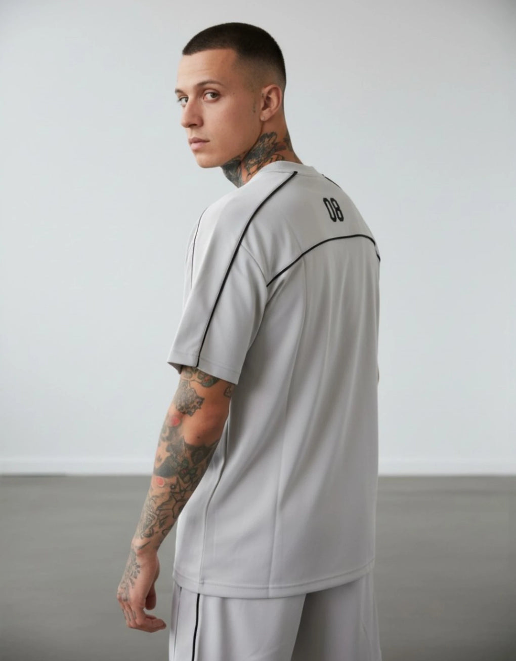 Oversized Tee - MEGASTORES