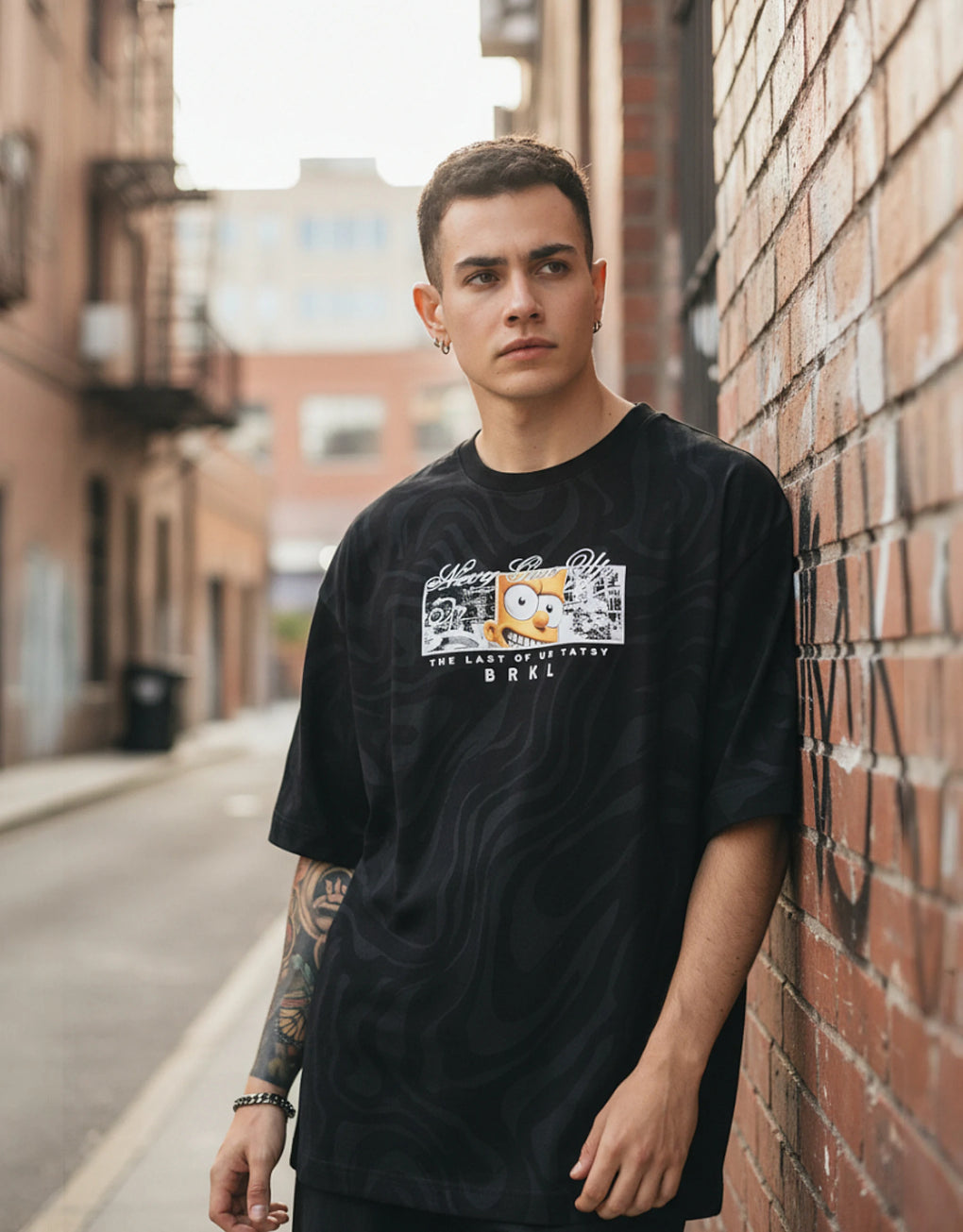 Graphic Tee - MEGASTORES