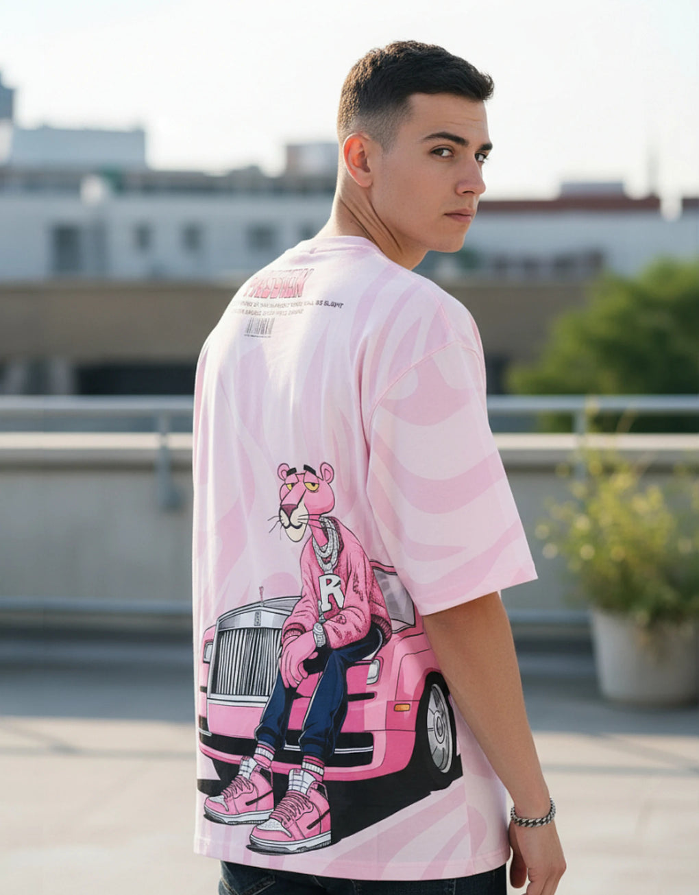 Graphic Tee - MEGASTORES