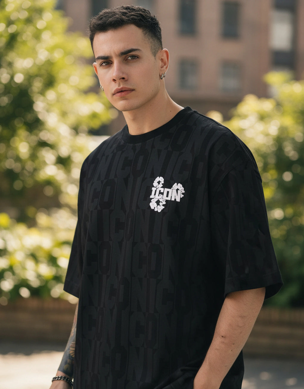 Graphic Tee - MEGASTORES