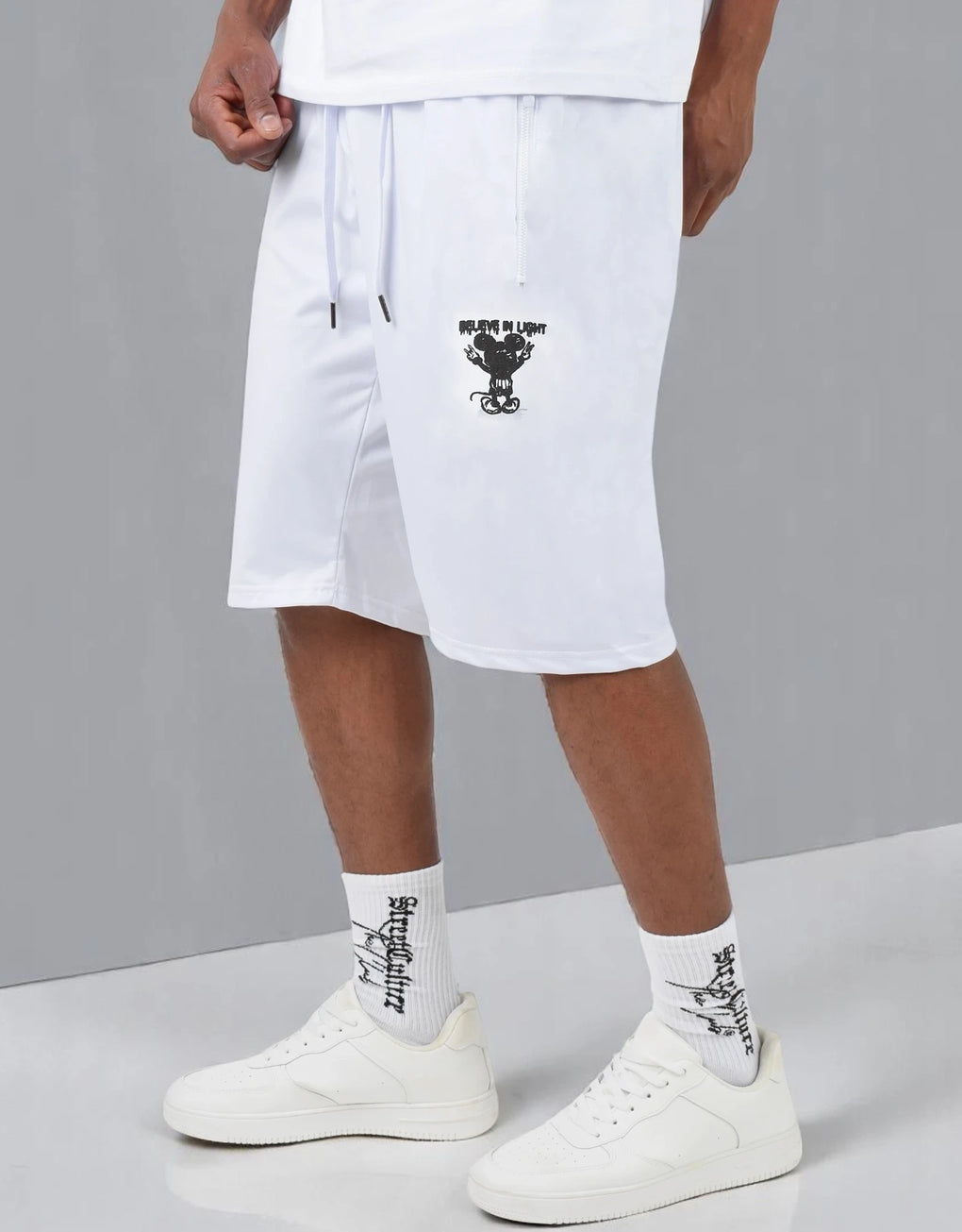 Graphic Short