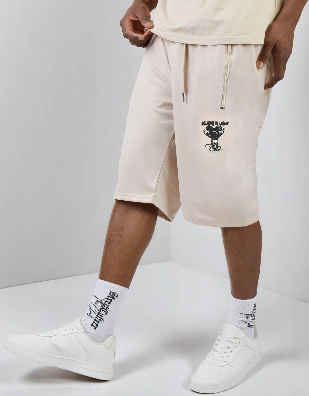 Graphic Short