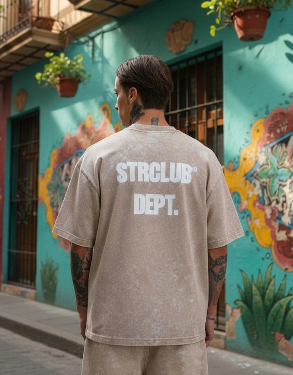 Oversized Tee - MEGASTORES
