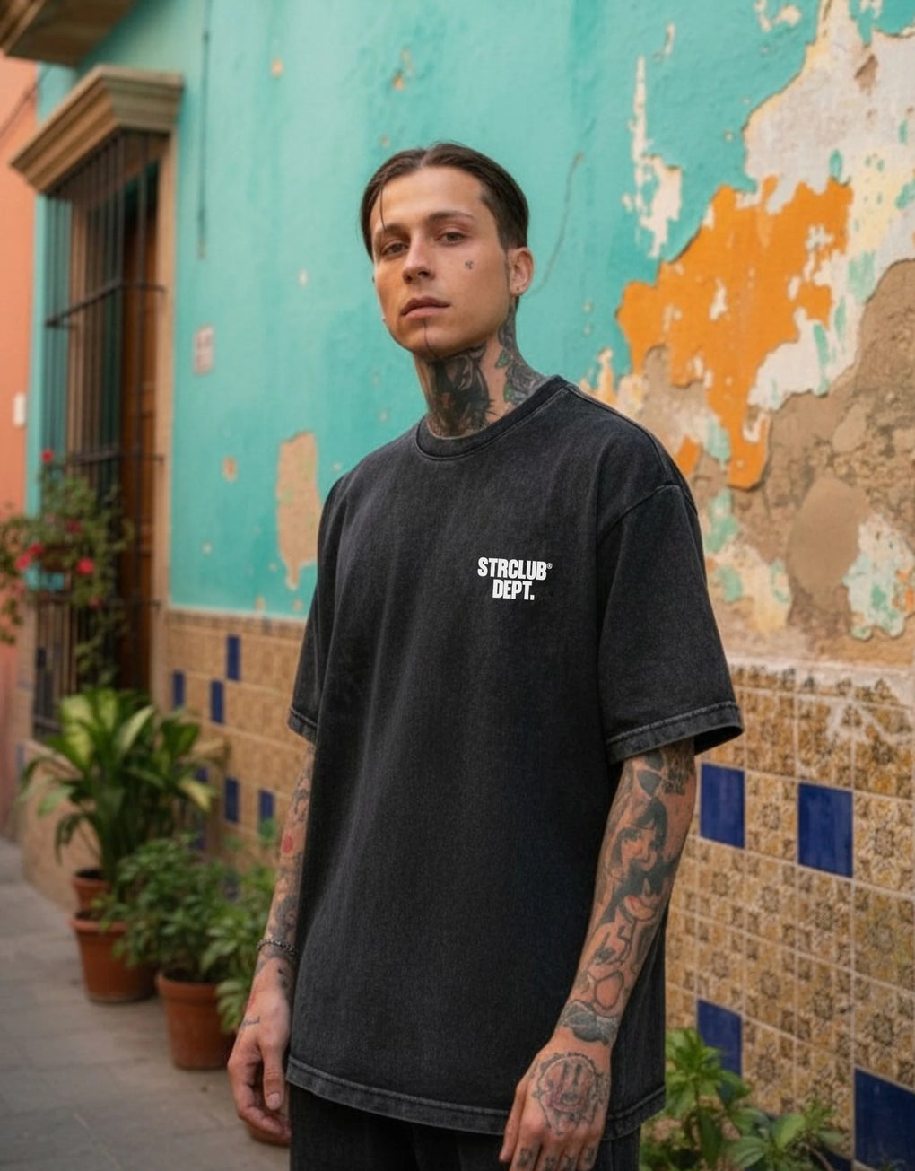 Oversized Tee - MEGASTORES