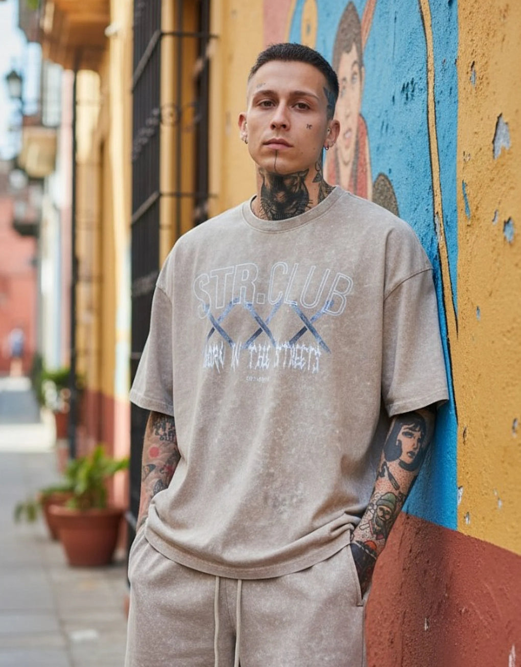 Oversized Tee - MEGASTORES