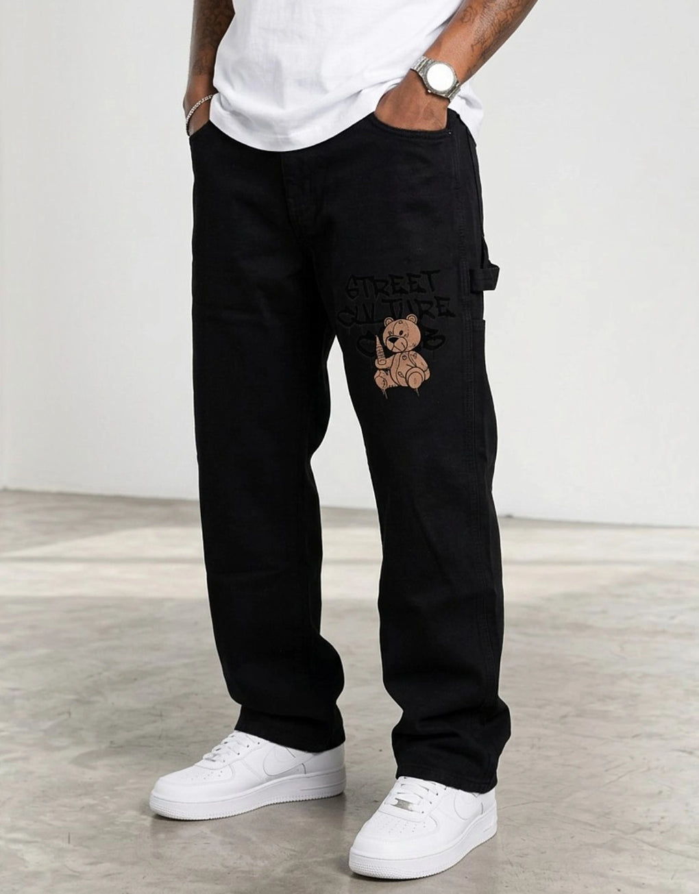 Graphic Jeans