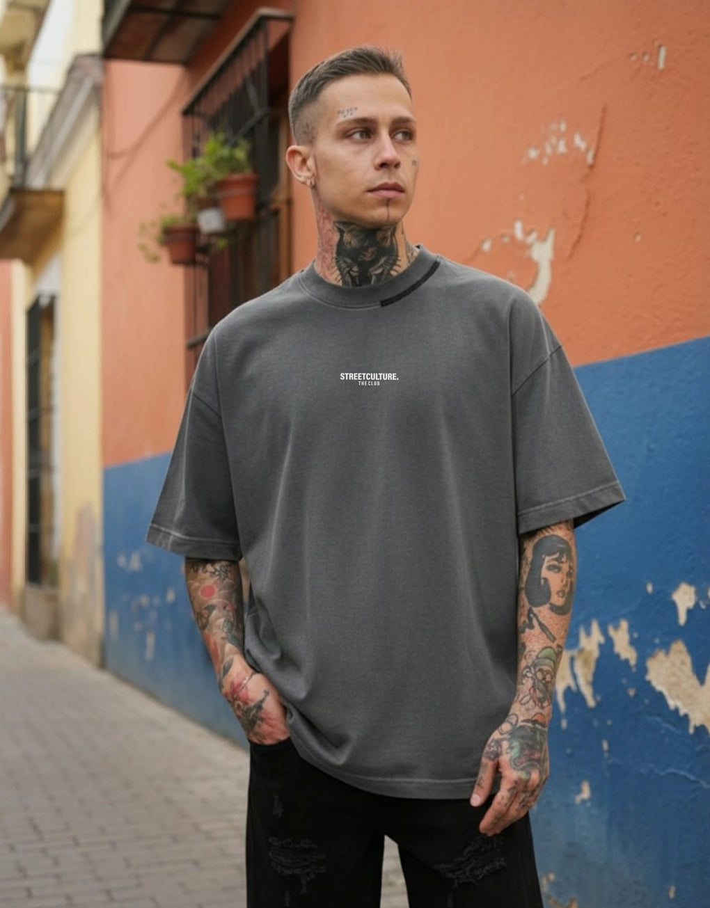 Oversized Tee - MEGASTORES